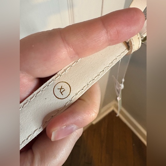 NWT J.Crew Slim Belt in Italian Leather – Ivory | Size XL - Picture 4 of 9